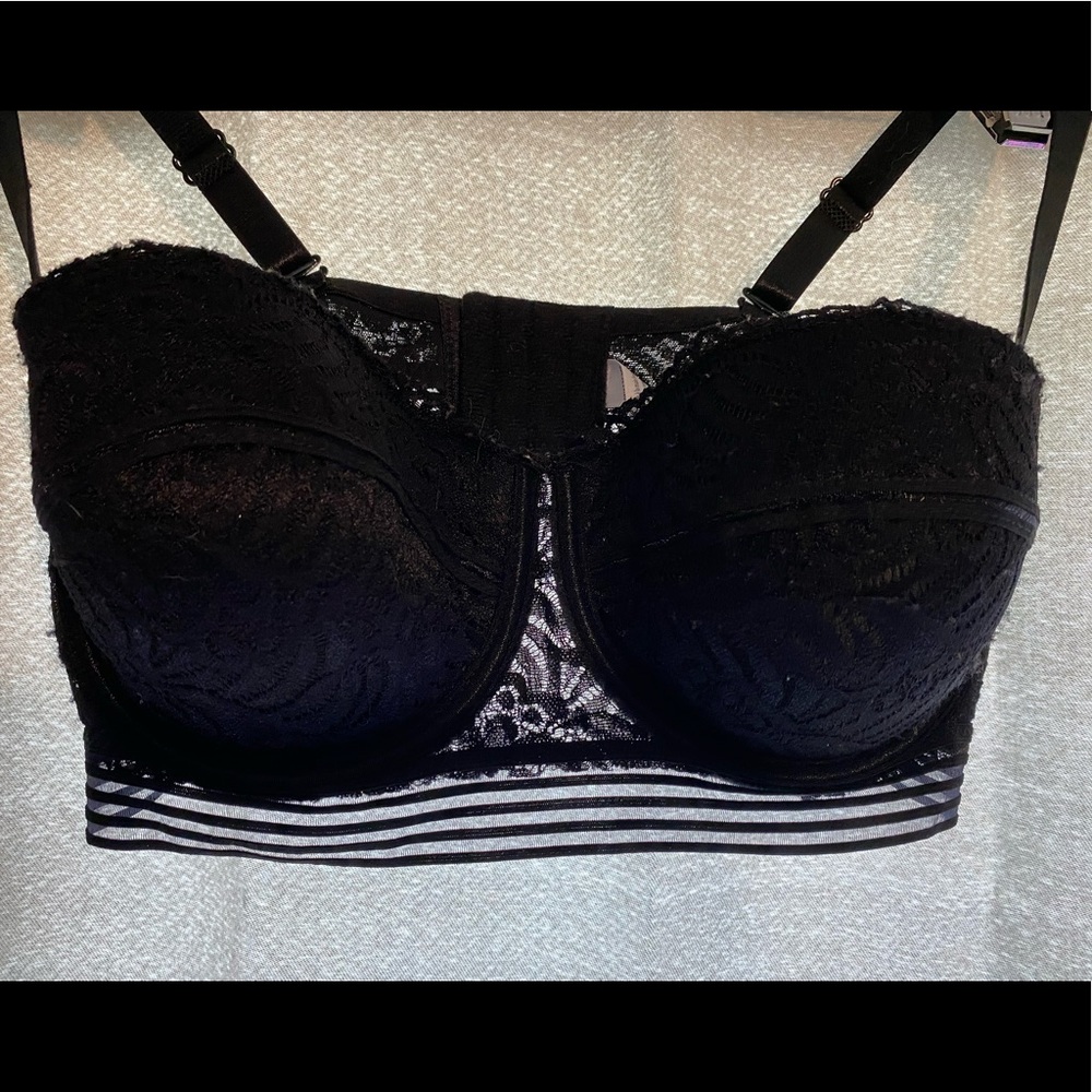 Black lace design bra. Size 38D